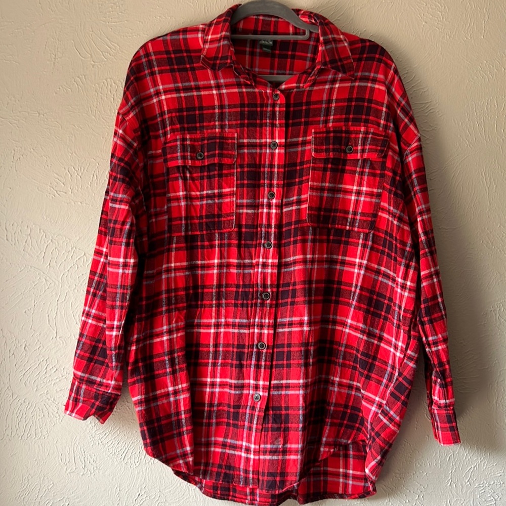 Wild Fable Very Oversized Red and Black Plaid Button down shirt